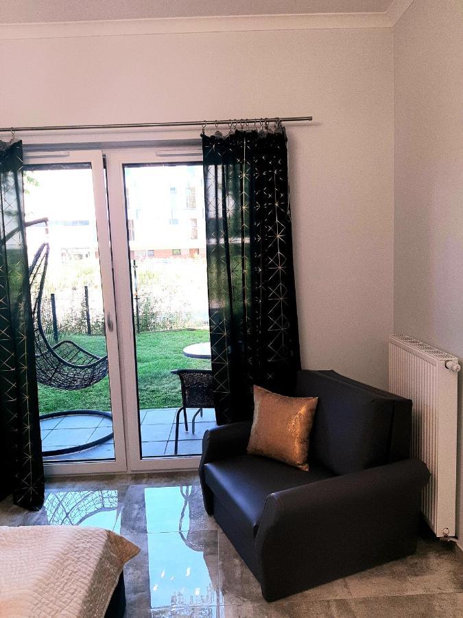 Na Grobli 20 Apartament z ogródkiem Wrocław Exterior foto