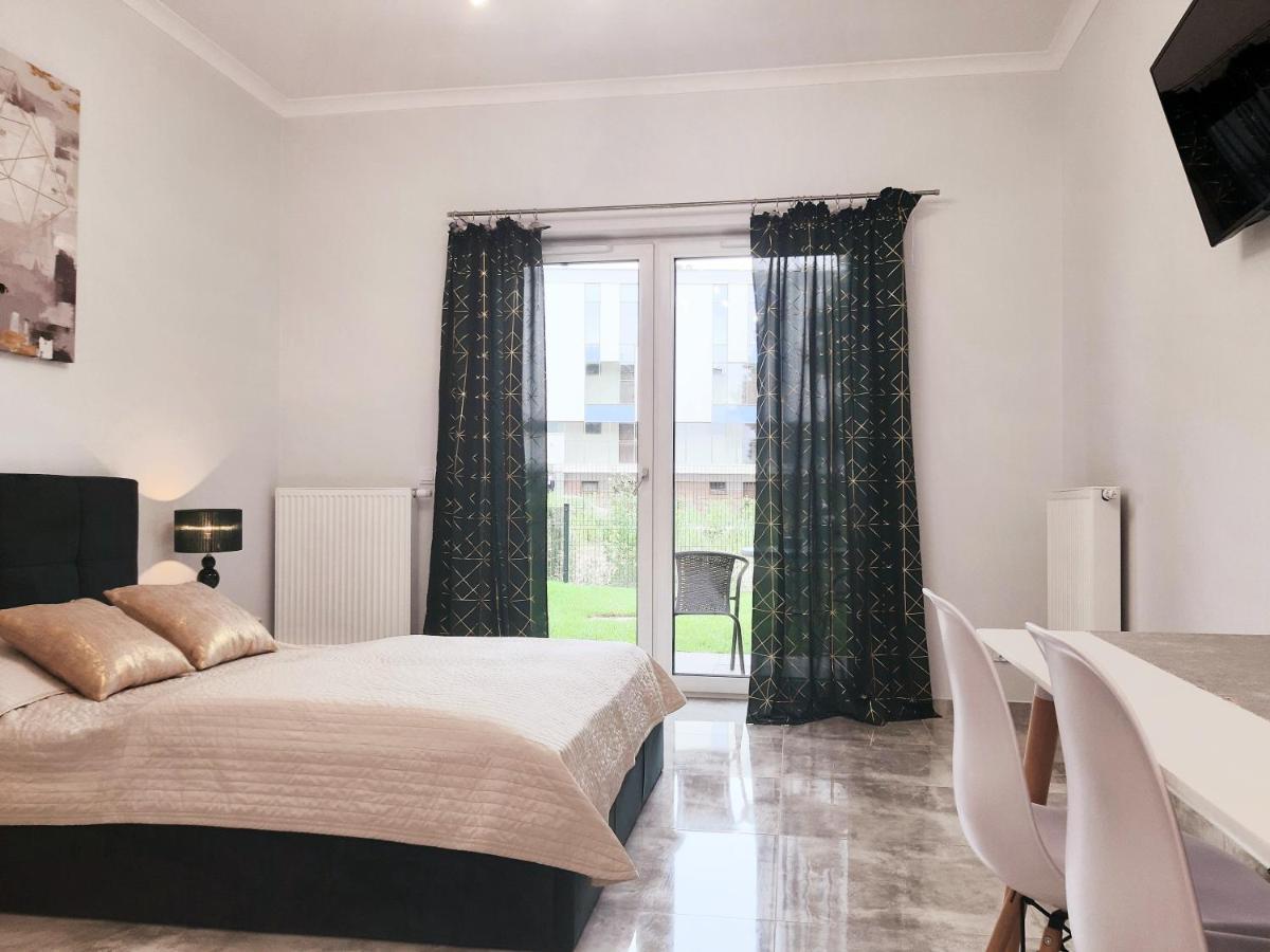 Na Grobli 20 Apartament z ogródkiem Wrocław Exterior foto