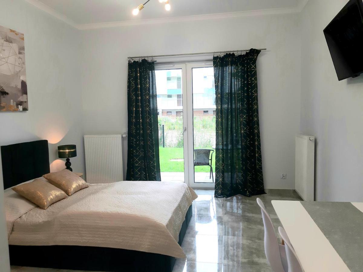Na Grobli 20 Apartament z ogródkiem Wrocław Exterior foto