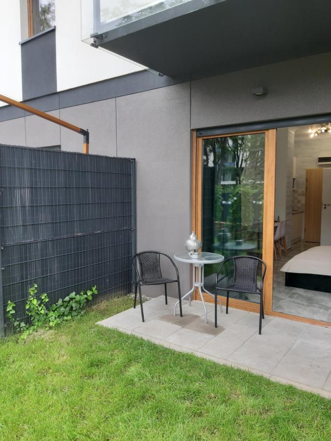 Na Grobli 20 Apartament z ogródkiem Wrocław Exterior foto